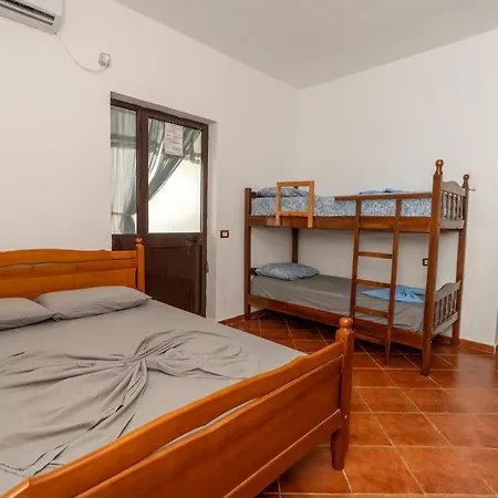 Pushimi Klaudio فندق Velipojë
